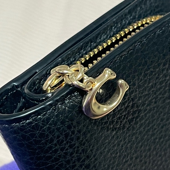 Coach Jean-Michel Basquiat “Famous” Wallet - Picture 3 of 5